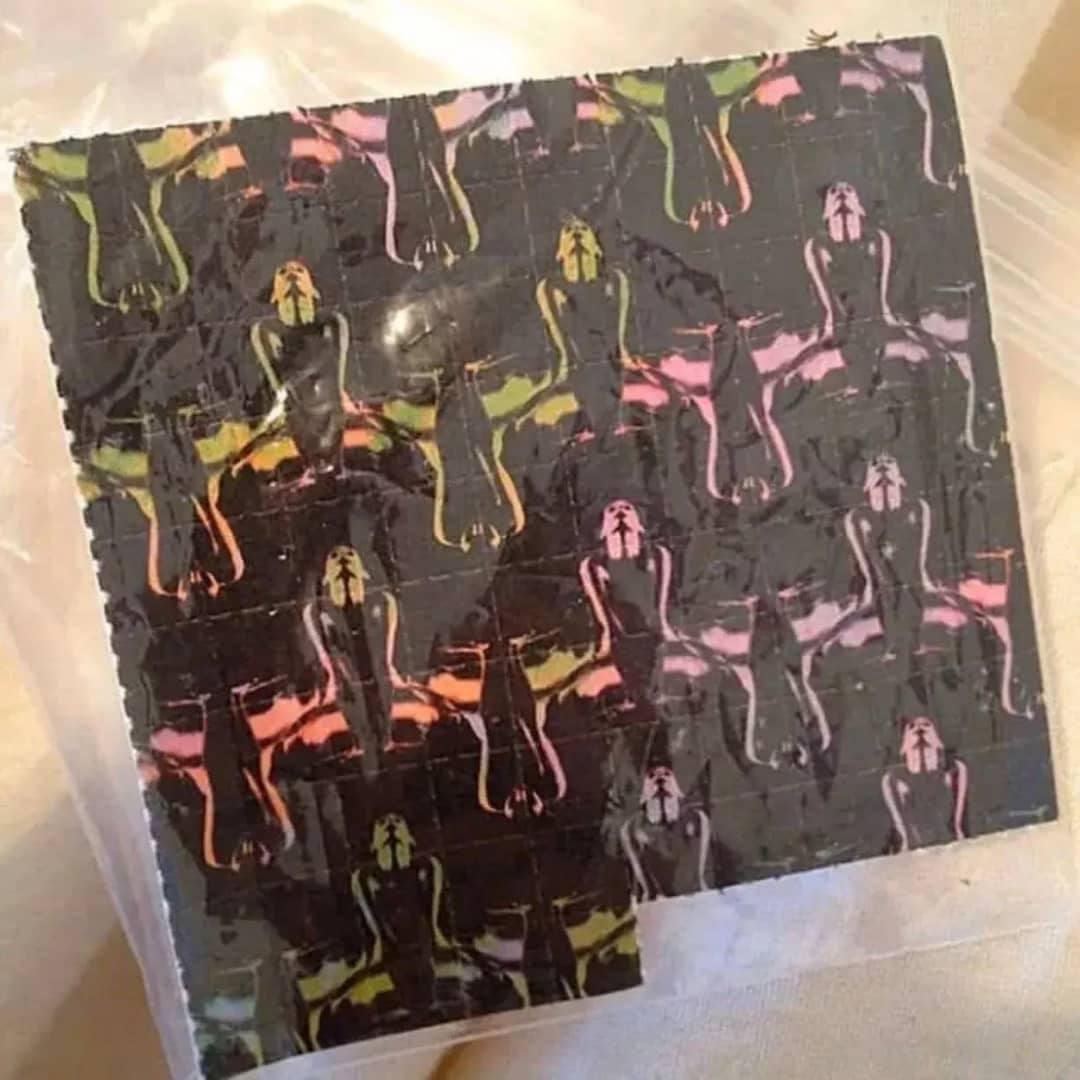 Acheter du LSD (200-500 µg) en ligne à Dublin – Image 4